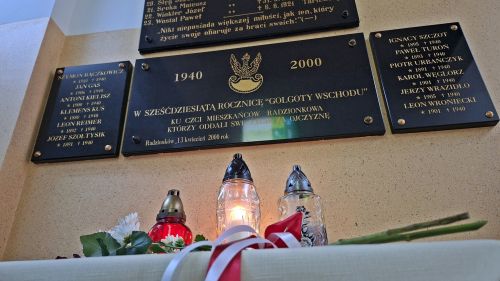 Ilustracja artykułu: "Upamiętnienie ofiar zbrodni katyńskiej"