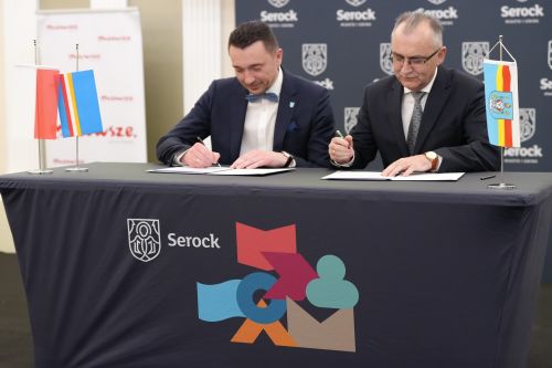 Ilustracja artykułu: "Obchody 35-lecia polskiego samorządu w Serocku"